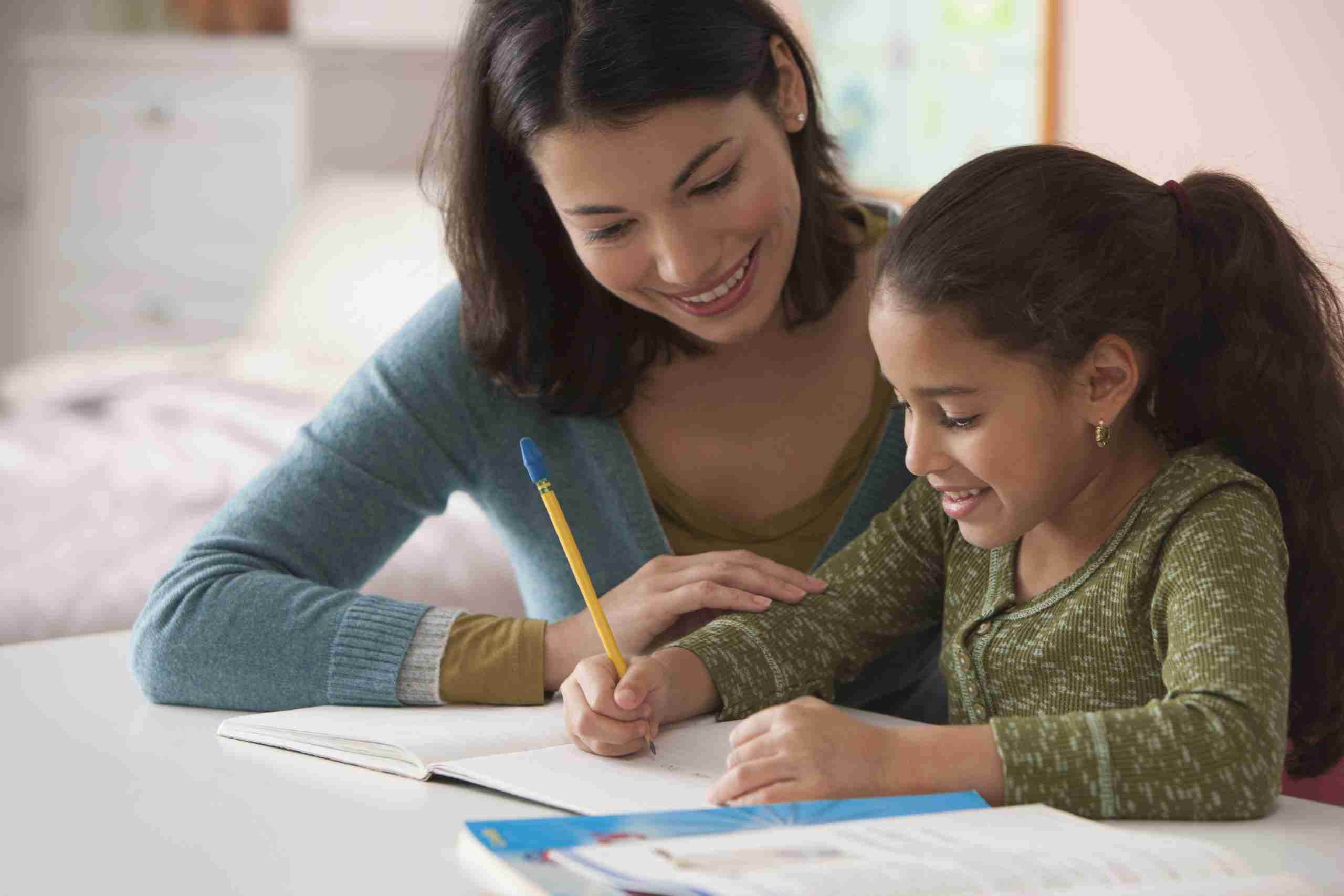 Special Education Teacher Supporting Reading Instruction teacher providing structured literacy instruction to student with IEP